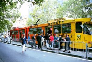 税理士法人松野茂税理士事務所間貸しや店舗付きに変更する場合｜居住用財産3,000万円控除の判断及び贈与の場合